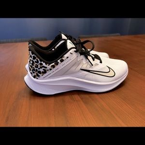 NWOT Nike Quest W9 Cheetah